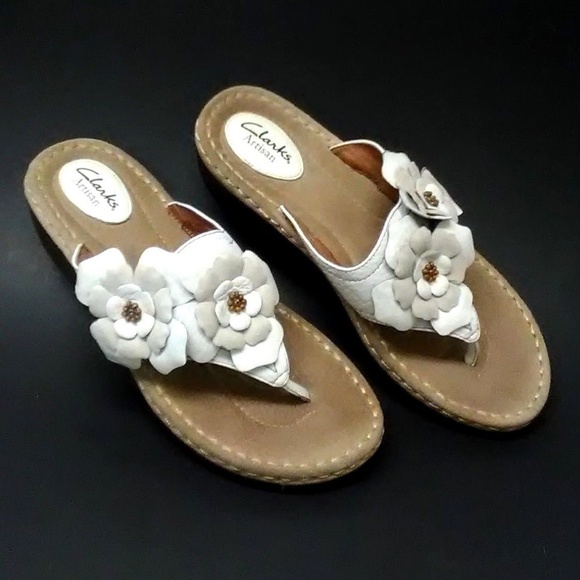 clarks womens slippers size 9